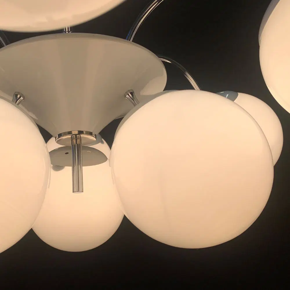 Lampadario attribuito a stilnovo anni 1950 con palle bianco - immagine 4